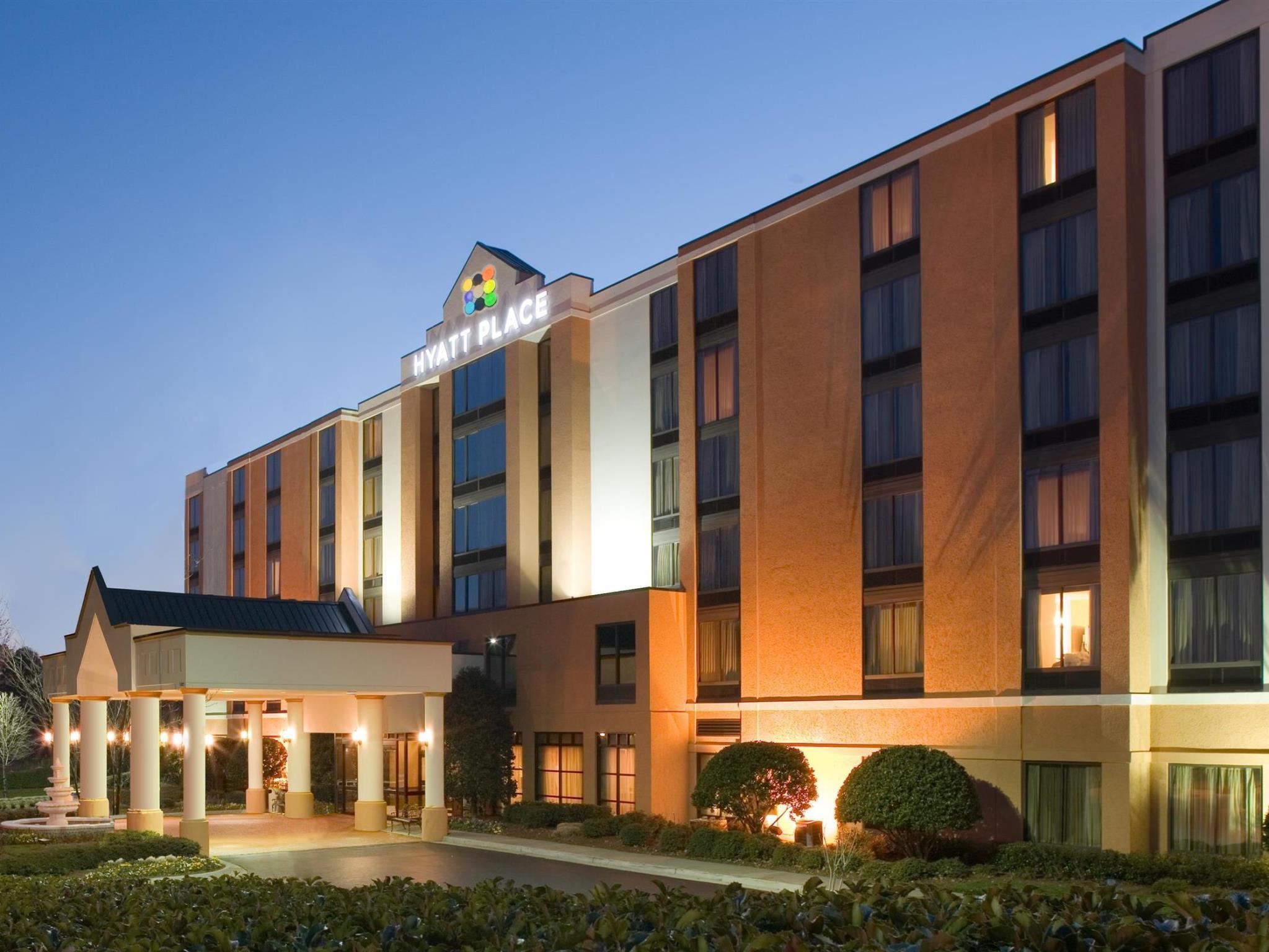 Hyatt Place Greensboro Bagian luar foto